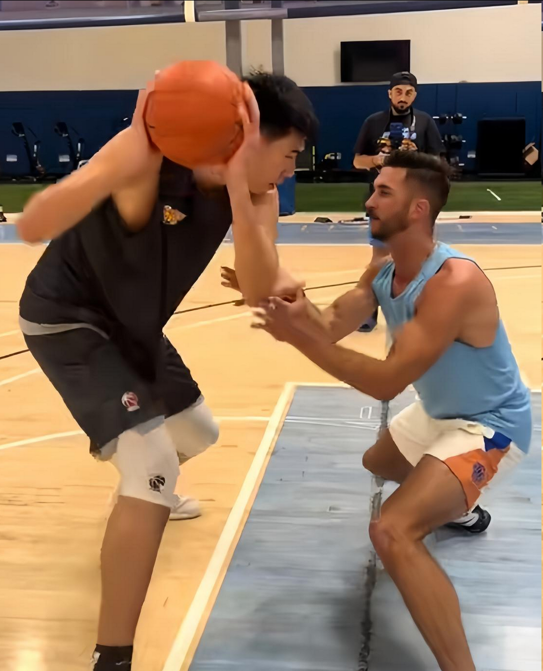 错失在NBA球探面前打球机会!21岁徐昕注定要被广东困在死局里?