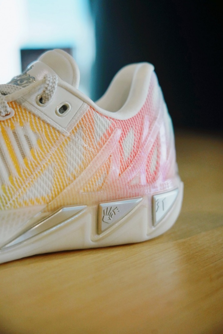 开云体育-已经第11代了！球鞋媒体曝光克莱个人第十一代签名鞋KT 11