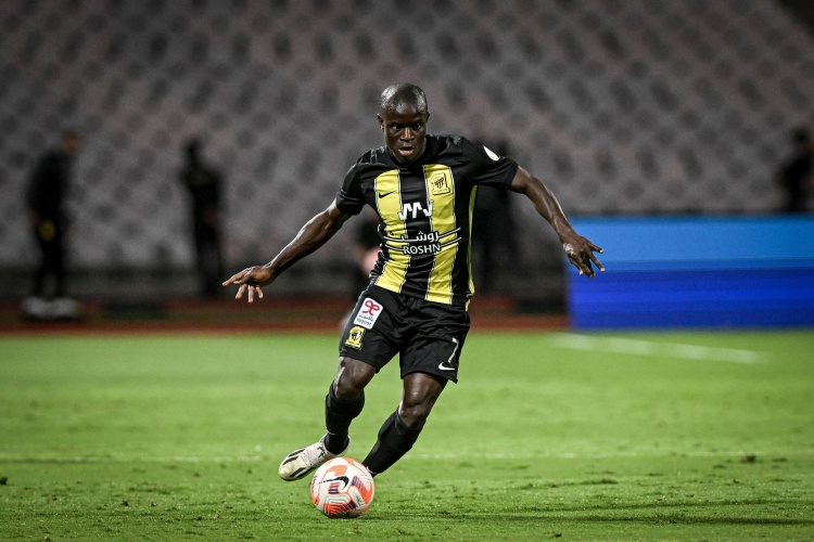 网页版登录入口-德天空:费内巴切正在追逐坎特,球员愿意降薪加盟