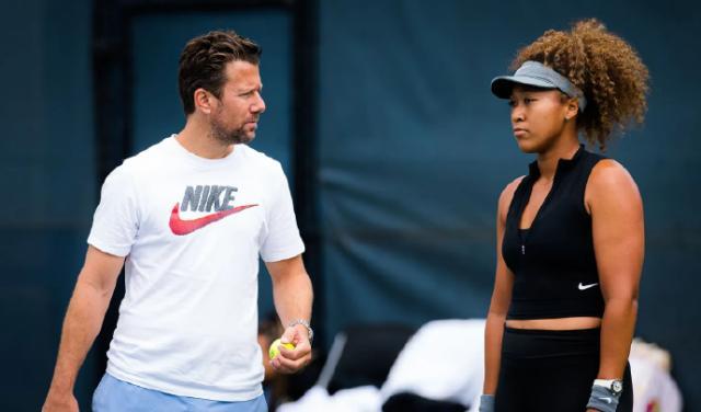 1726288127458059589.jpg 开云体育-大坂直美与郑钦文前教练分手 牵手小威前教练?