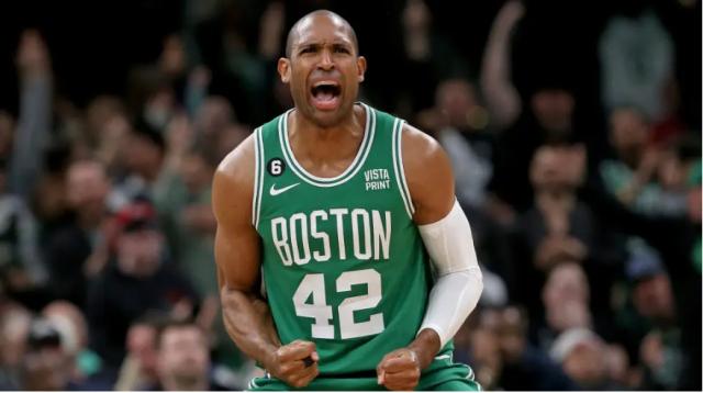 kaiyun 官网-【人物】185场0冠纪录作古 38岁霍福德拨云见日