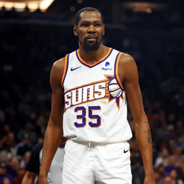 1706007671586098960.png 体育视频直播-GOAT讨论凭啥不带我?KD背靠背轰40+ 跳投绝杀公牛