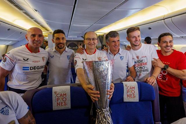 开云体育-【观察】主席嫌，死忠恨，拉莫斯为何还是回归塞维？