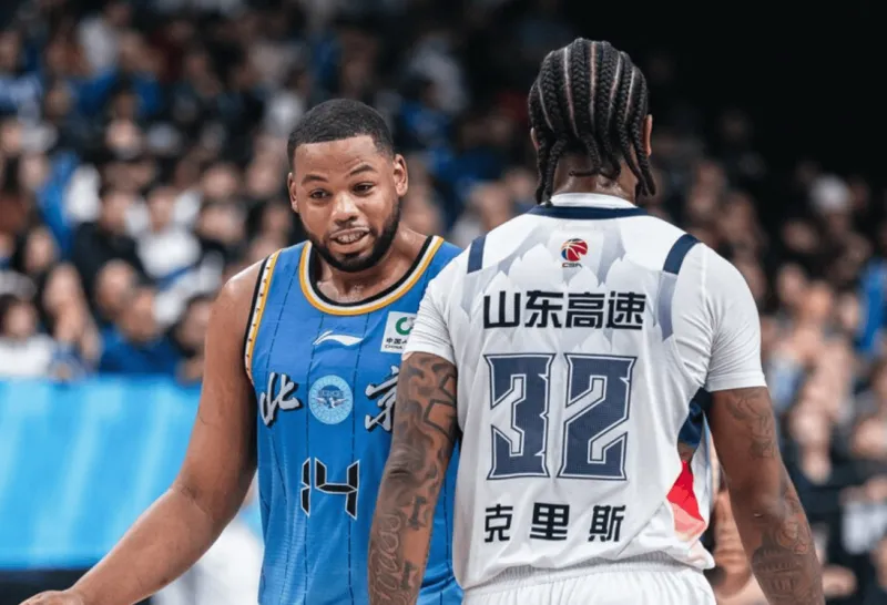 媒体人:北京山东这场比赛只能说是激烈紧张但不精彩