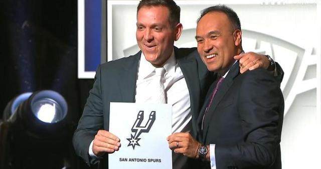 1684366048358027512.jpg 体育视频直播-【早报】碾压进决赛!曼城4比0皇马消灭“1%”!