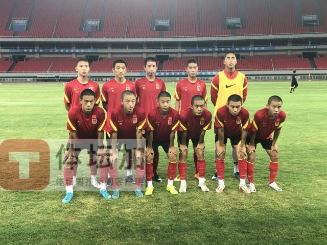 国少第2场热身大胜三镇05梯队 王钰栋2球2助攻