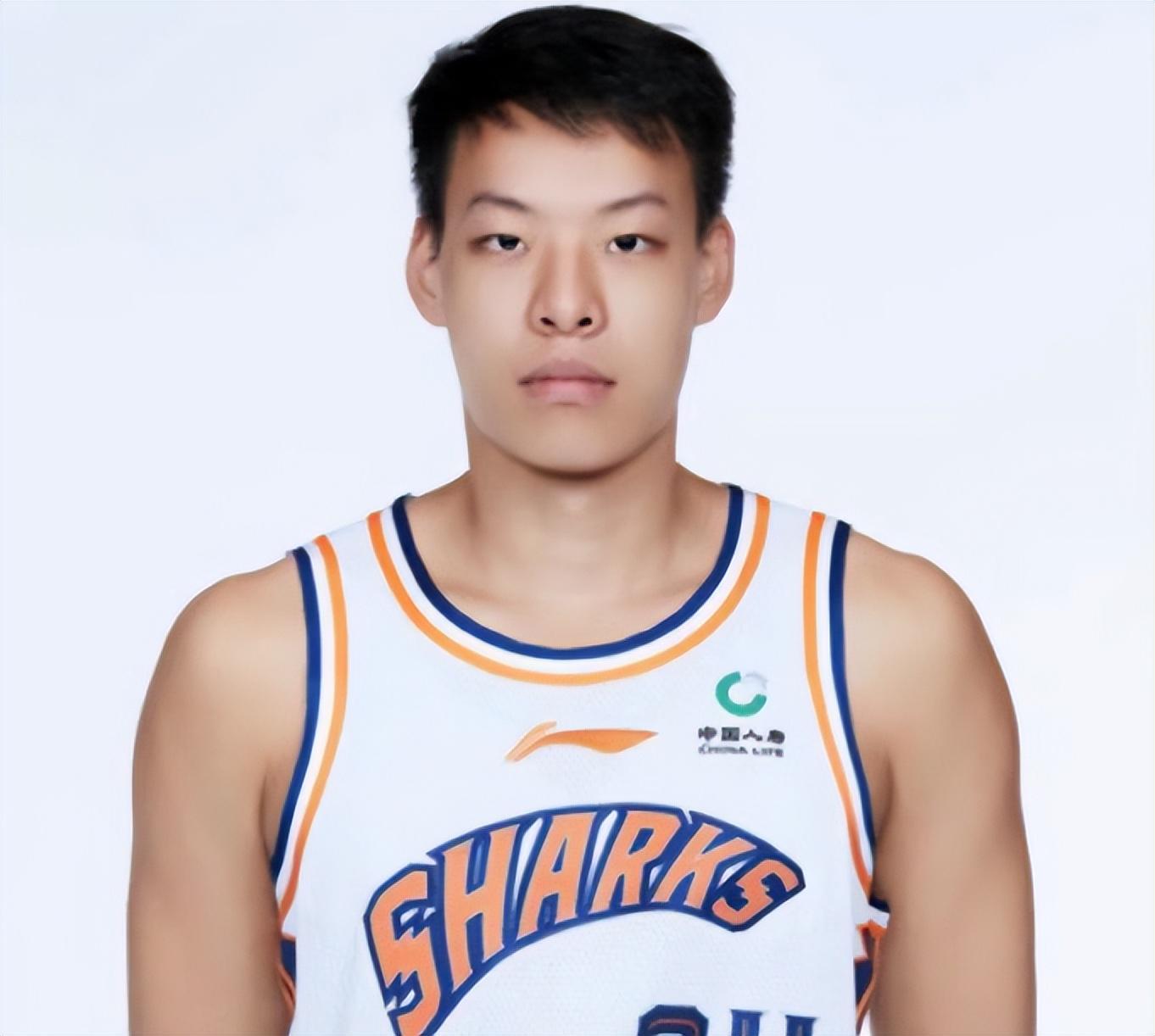 上海110-80福建4利好!弗格终于回暖,2小将进步,古德温立竿见影