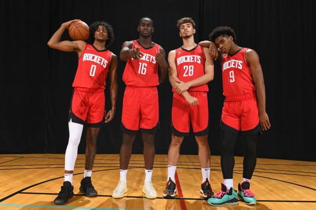 体育视频直播-ESPN新赛季实力榜：篮网力压雄鹿 湖人第3勇士12